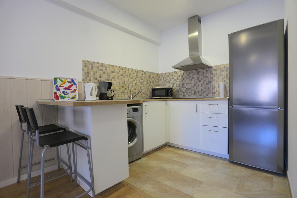 Larios Centro Las Flores Apartment Malaga Exterior photo